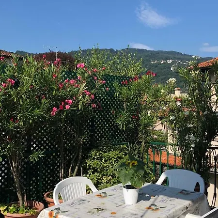 La Terrazza Degli Oleandri Appartamento